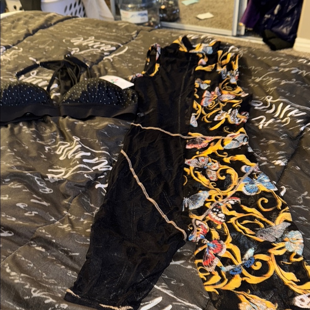 Queen Mania jumpsuit with free NWT stylish swimwear top XL